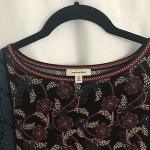 Elegant tunic. Can be worn as a dress or leggings